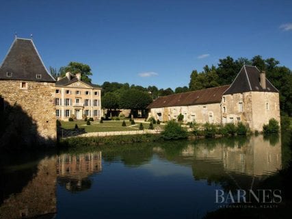 Barnes Properties Castles Barnes New York Agence Immobiliere De Luxe A New York