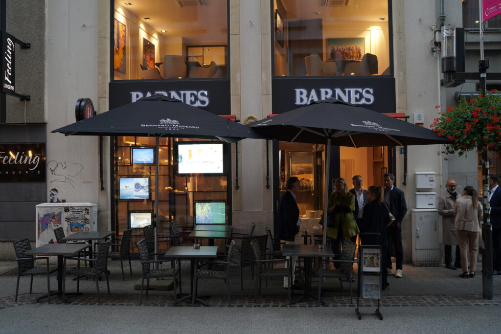 BARNES Luxembourg storefront